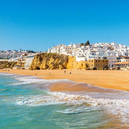 Appartement Albufeira Modern 4 With Pool By Homing Extérieur photo
